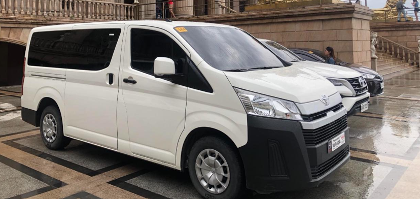 Toyota Hi-Ace Commuter Deluxe M/T - Car Rental Cebu